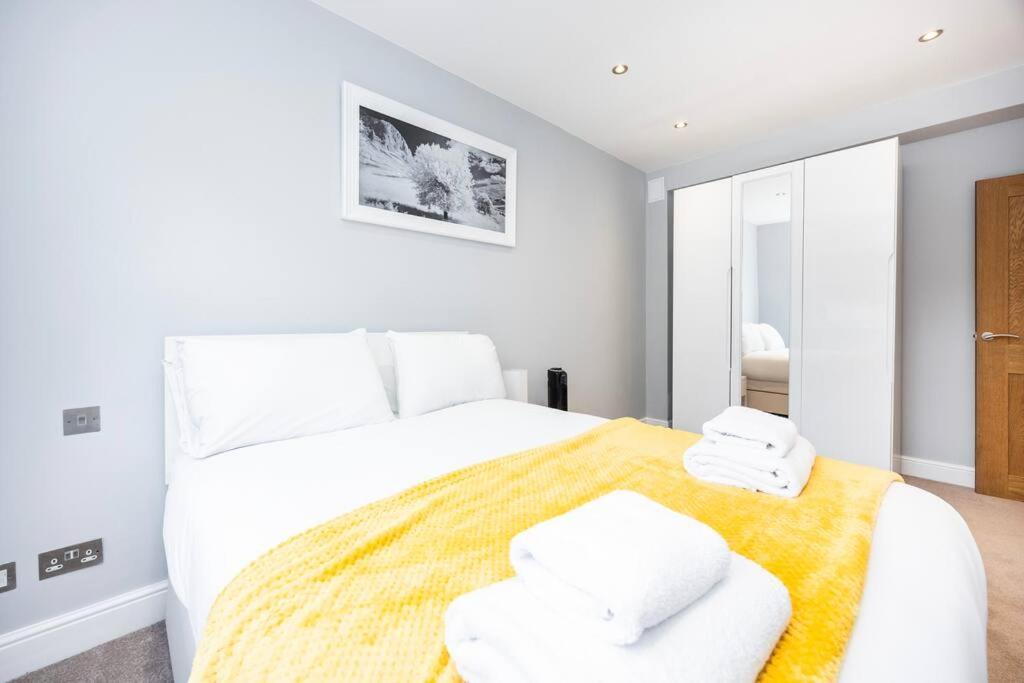 Smart Kensington Retreat 2br Лондон